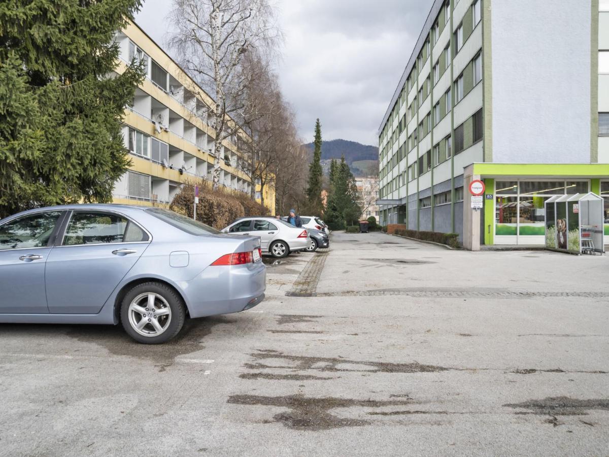 Simplistic Apartment in Salzburg near Mirabell Palace Exterior foto